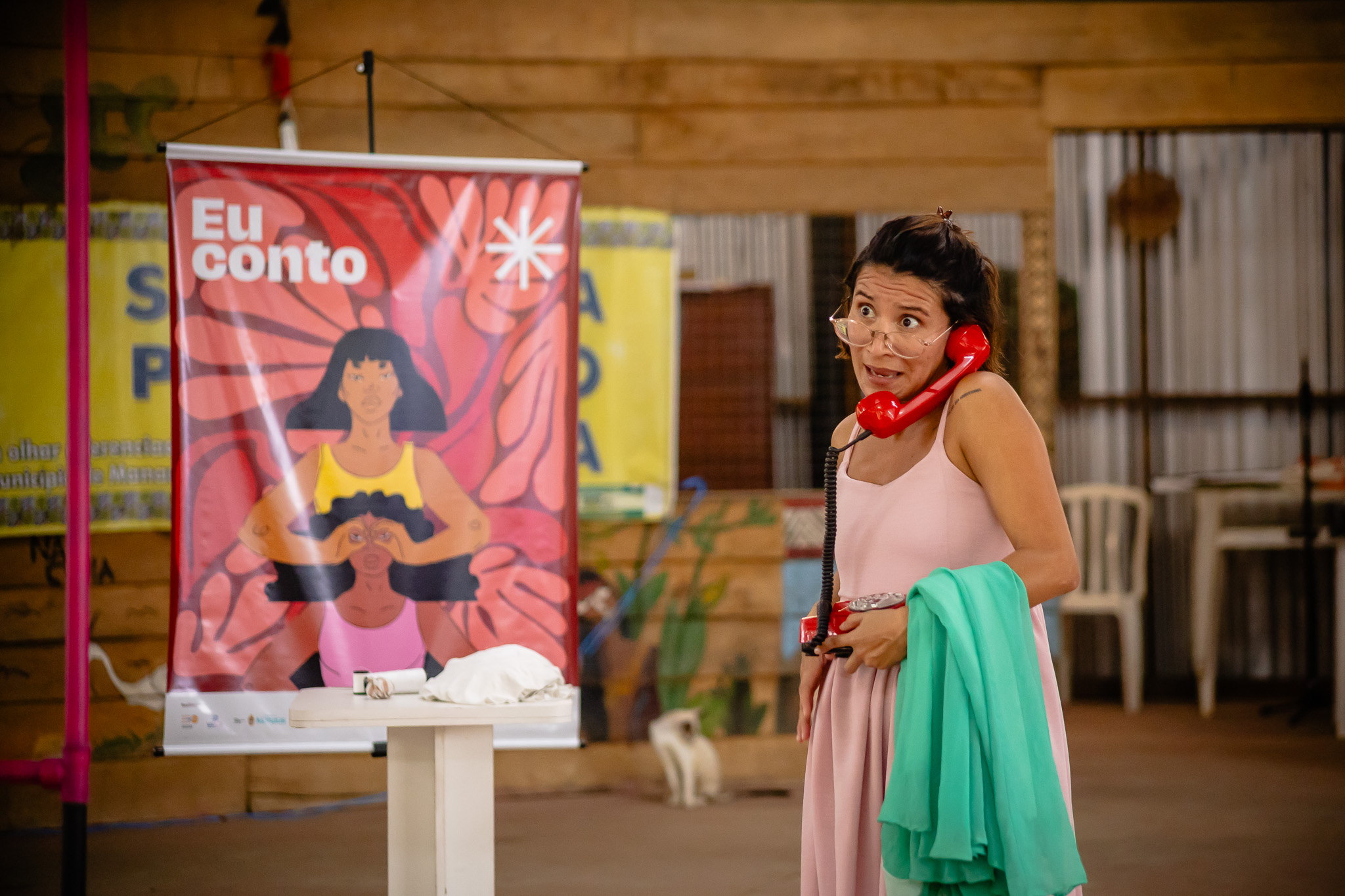 Com acesso gratuito, teatro recebe espetáculo 'Eu Conto' nesta quarta em Manaus