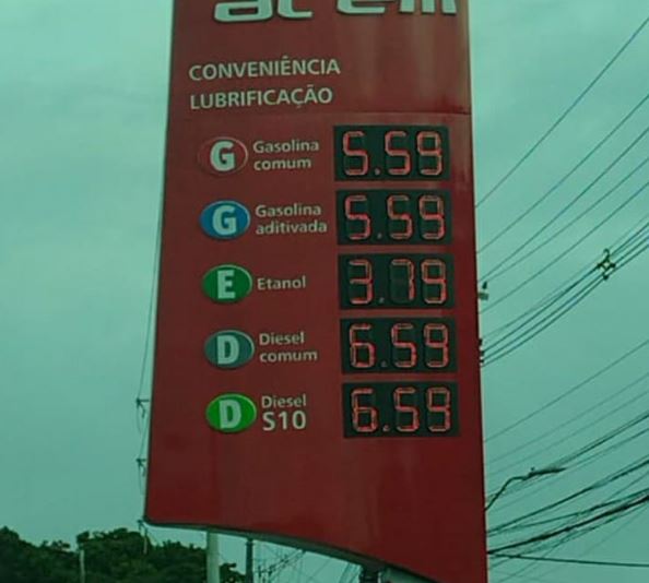 Gasolina sofre novo reajuste em postos de Manaus