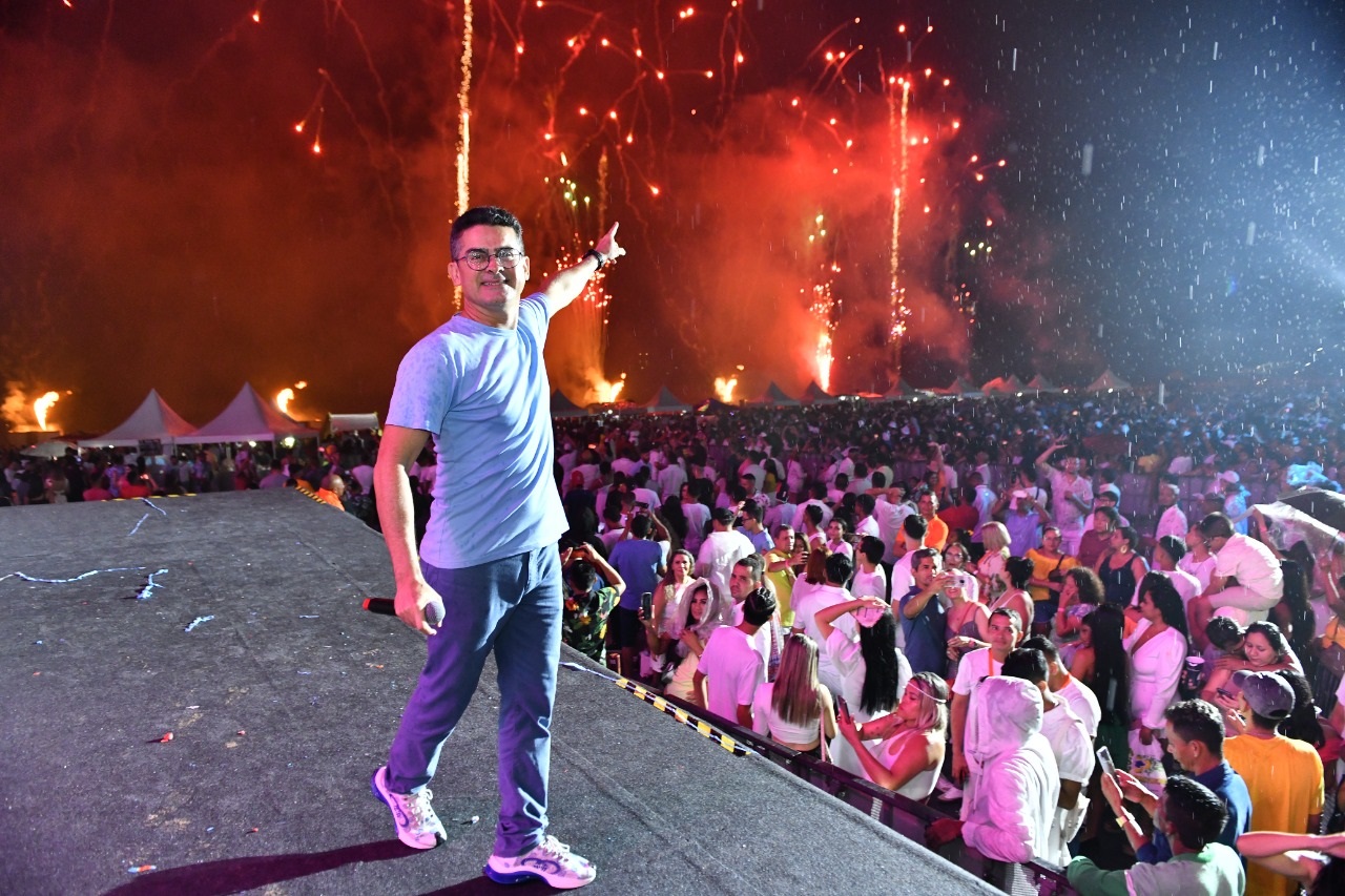 David Almeida destaca sucesso do Réveillon e investimentos no turismo de eventos