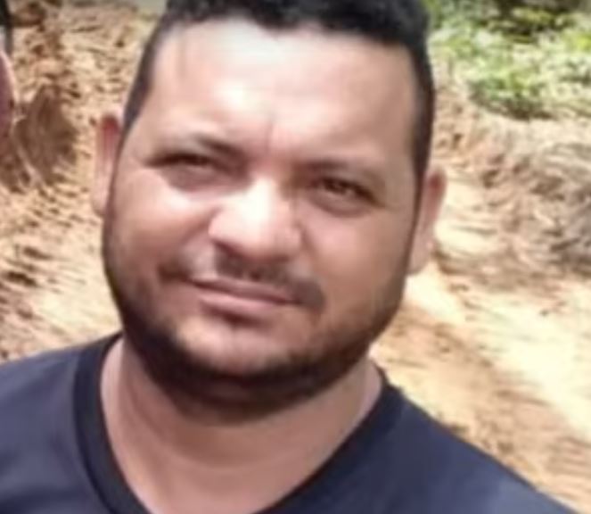 Acidente: Motociclista morre ao colidir com caçamba na AM-070