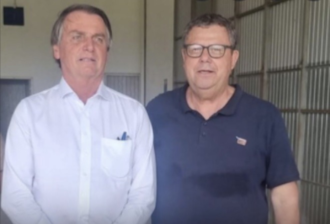 Deputado testa positivo para Covid-19 após encontro com Bolsonaro