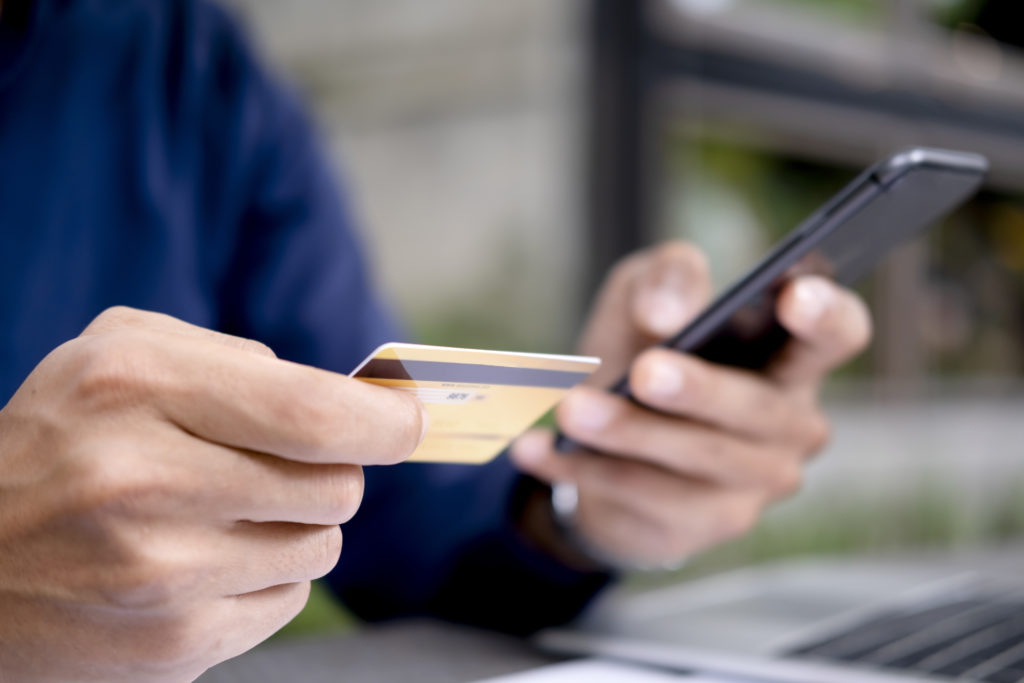 Vítima não precisa expressar vontade de processar estelionatário se já foi denunciado