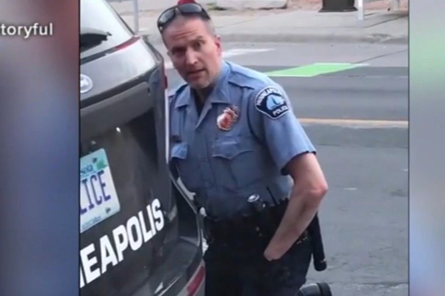 Ex-policial é condenado a 22 anos e meio de prisão pela morte de George Floyd