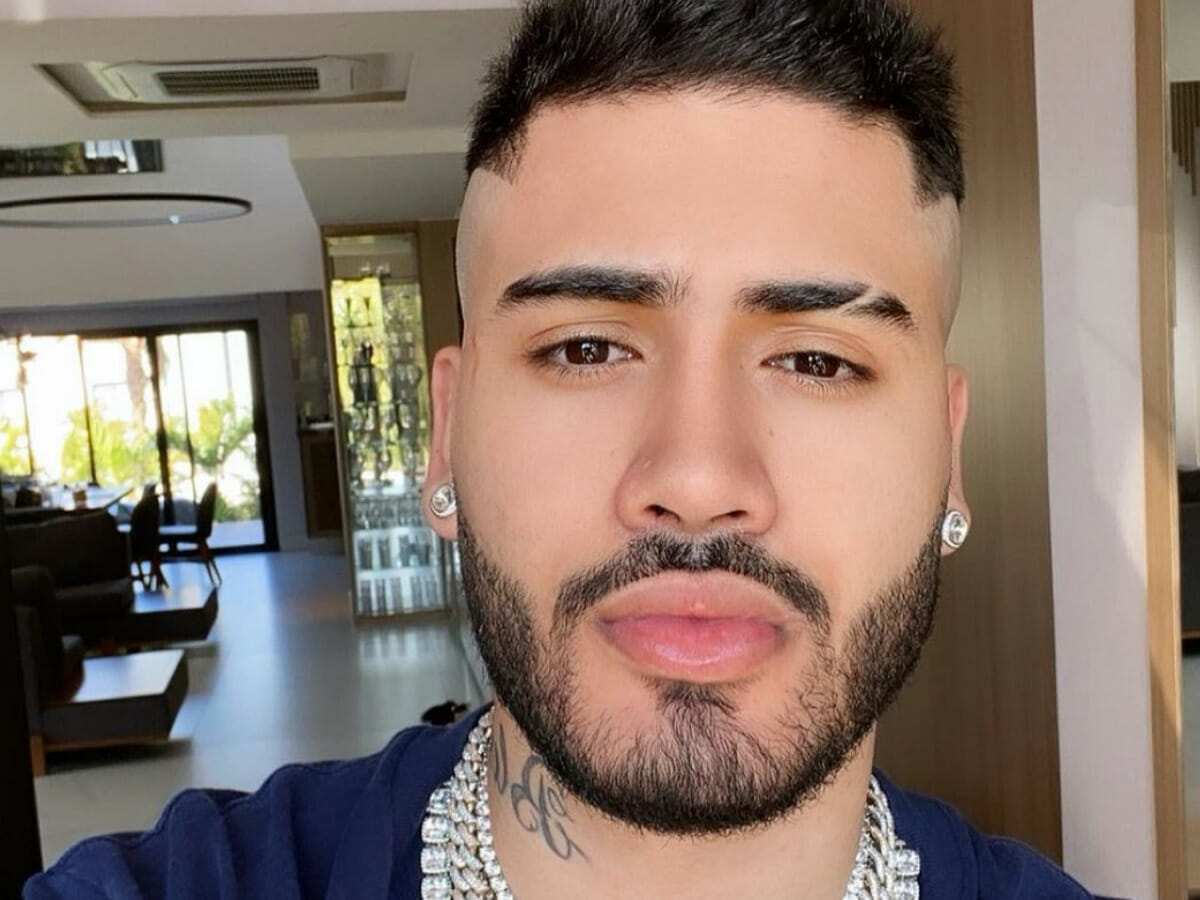 Kevinho desabafa após sumir das redes sociais e pede ‘paciência’ aos fãs