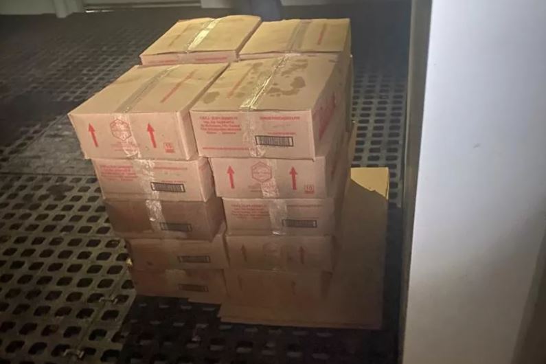 Fiscalização apreende mais de 2 toneladas de manteiga e interdita fábrica em Manaus