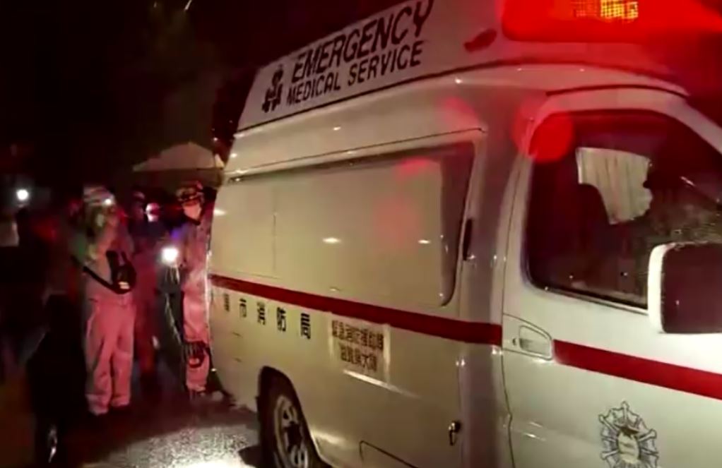 Após 5 dias do terremoto no Japão, idosa de 90 anos é resgatada com vida de escombros