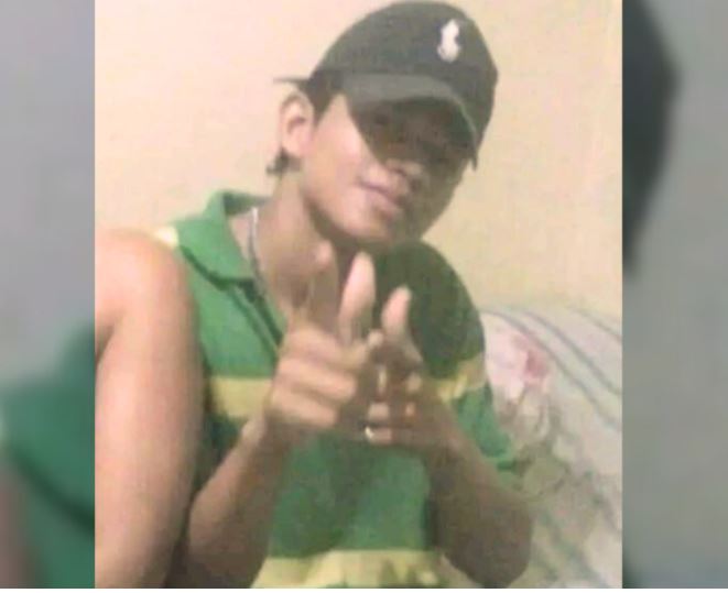 Jovem é morto com facada no peito ao tentar defender irmã durante briga com ex no Amazonas