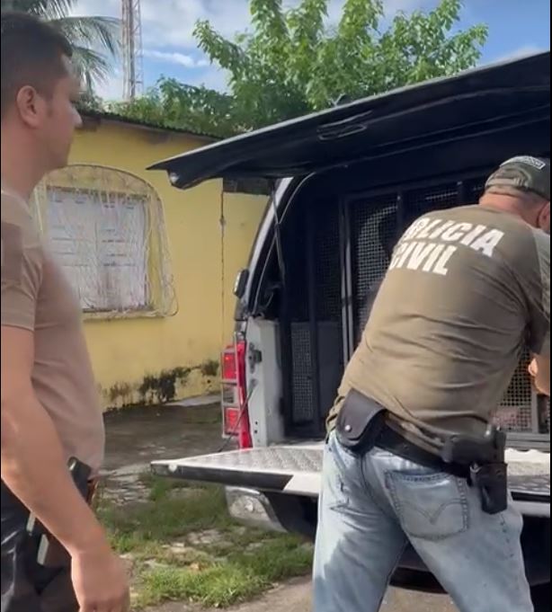 Homem é preso suspeito de expulsar moradores e vender terrenos no Amazonas