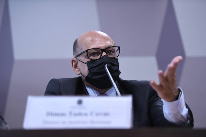 Diretor do Butantan: 'Ataques' prejudicam relações com a China