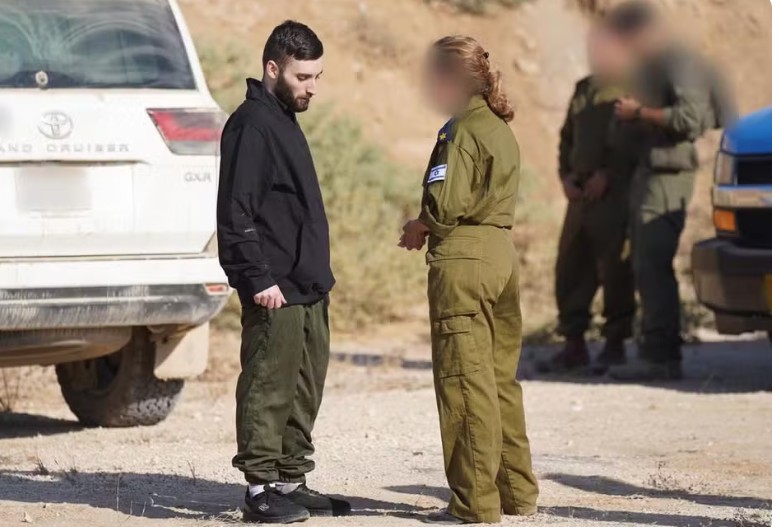 Fim  de cativeiro: Hamas liberta 20 reféns em acordo histórico com Israel