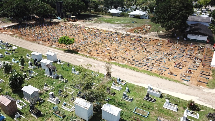 Manaus registra 27 enterros nesta terça-feira