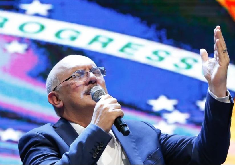 Juiz federal do TRF manda soltar ex-ministro Milton Ribeiro