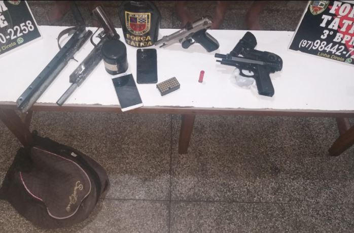 Passageiros são jogados em rio durante assalto em embarcação no Amazonas