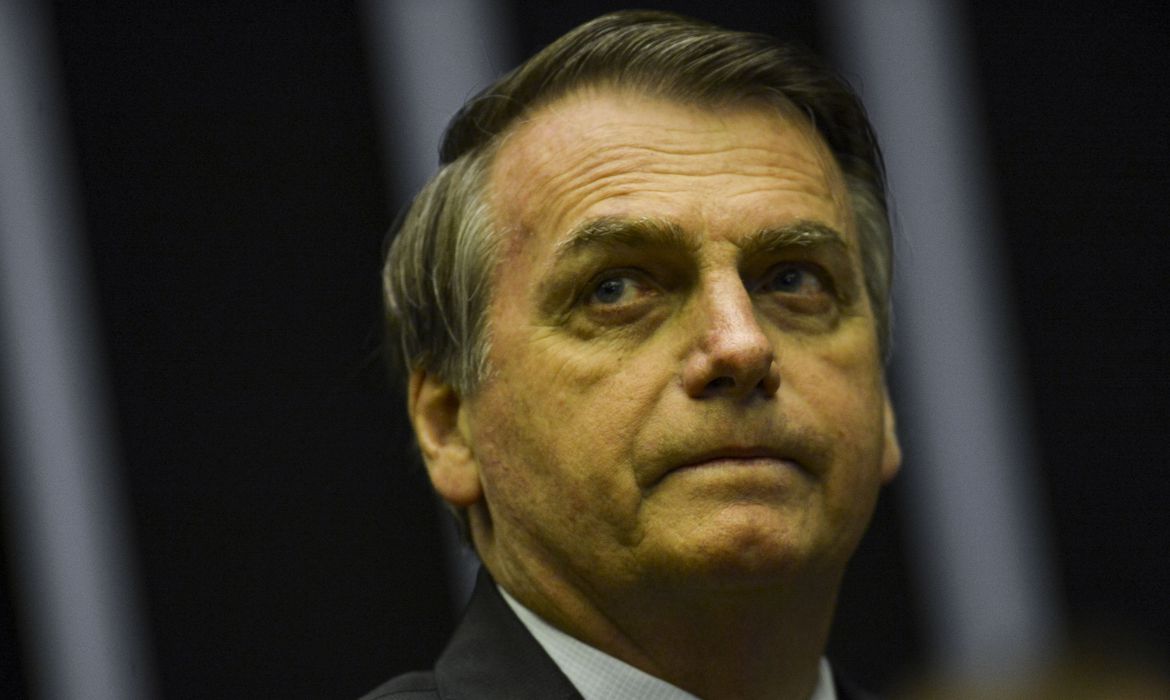 Bolsonaro segue em silêncio e fica há 15 horas sem reconhecer vitória de Lula