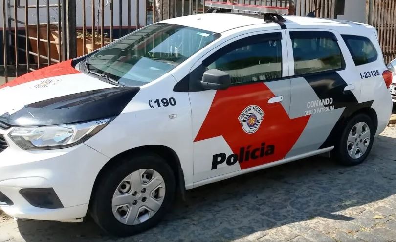 Funcionário morre após saco de sulfato de alumínio despencar sobre ele dentro de empresa