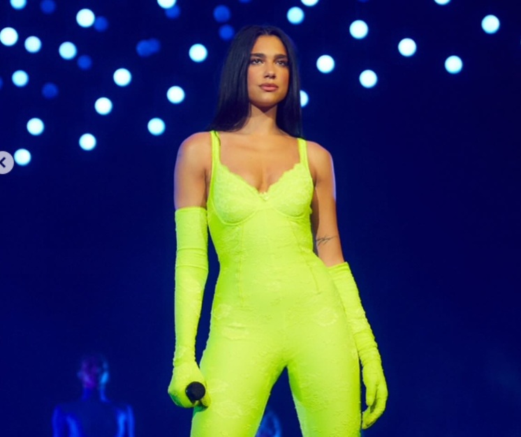 Dua Lipa anuncia shows no Brasil; confira