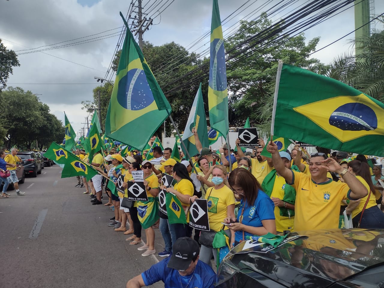 Juíza federal manda polícia acabar com manifestações em frente ao CMA