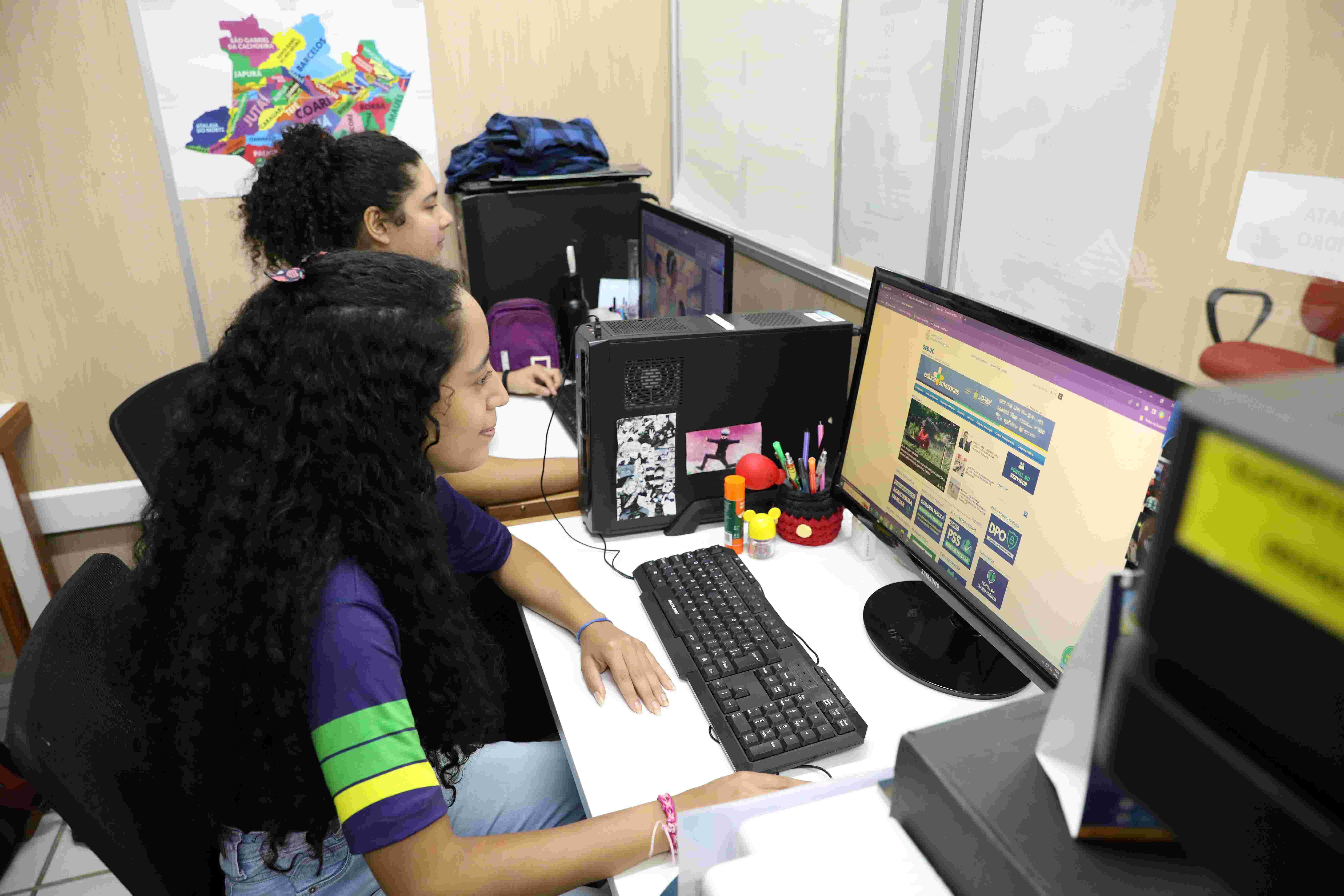 Seduc convoca estagiários aprovados em processo seletivo no Amazonas