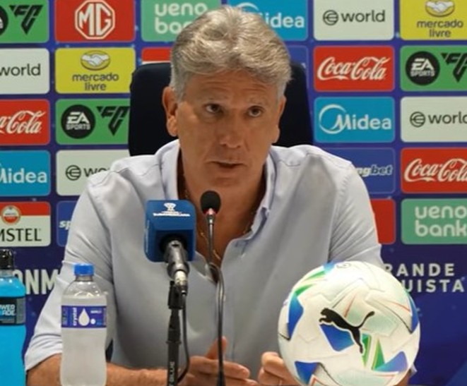 Renato Gaúcho deixa Fluminense e desabafa: 'Futebol acabou por causa das redes sociais'