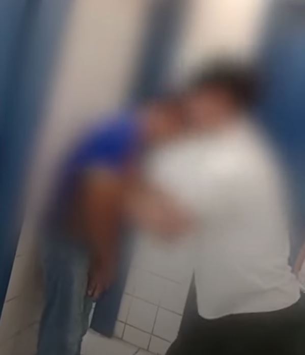 Estudante é desmaiado por colega dentro de escola em Manaus em 'desafio' da internet