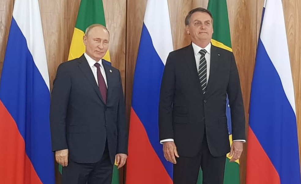 Bolsonaro aceita convite de Putin e irá à Rússia em 2022