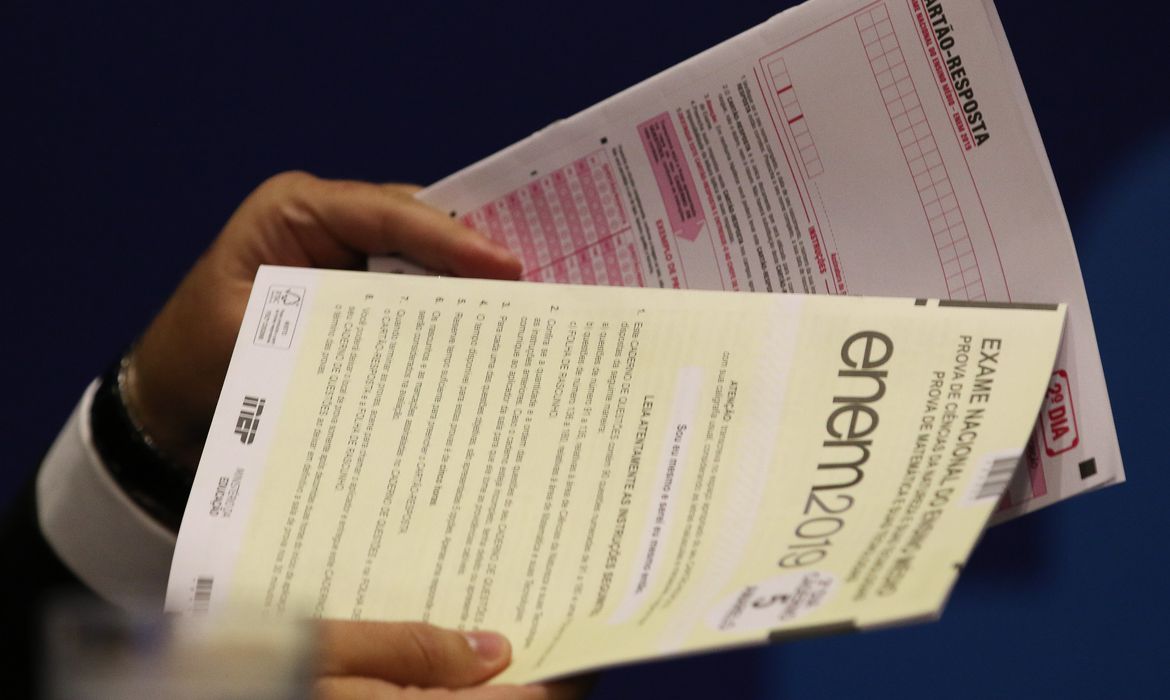 Candidatos com isenção da taxa do Enem negada podem recorrer até sexta