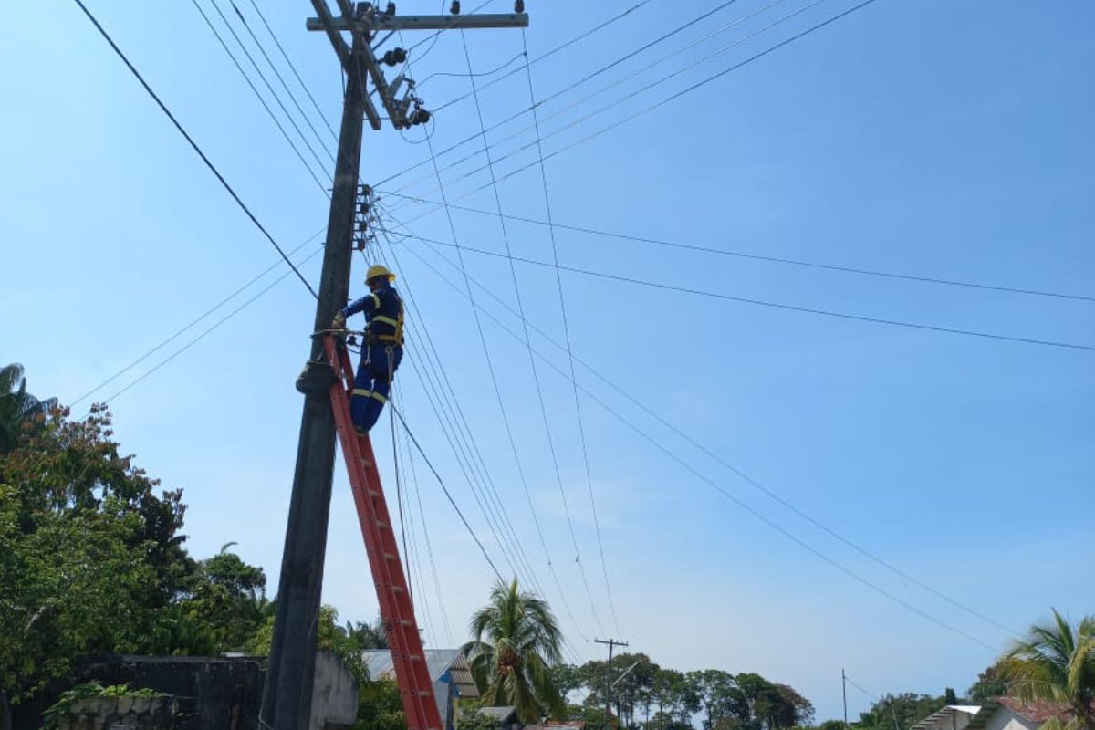Manutenção programada deixará seis bairros sem energia nesta segunda-feira