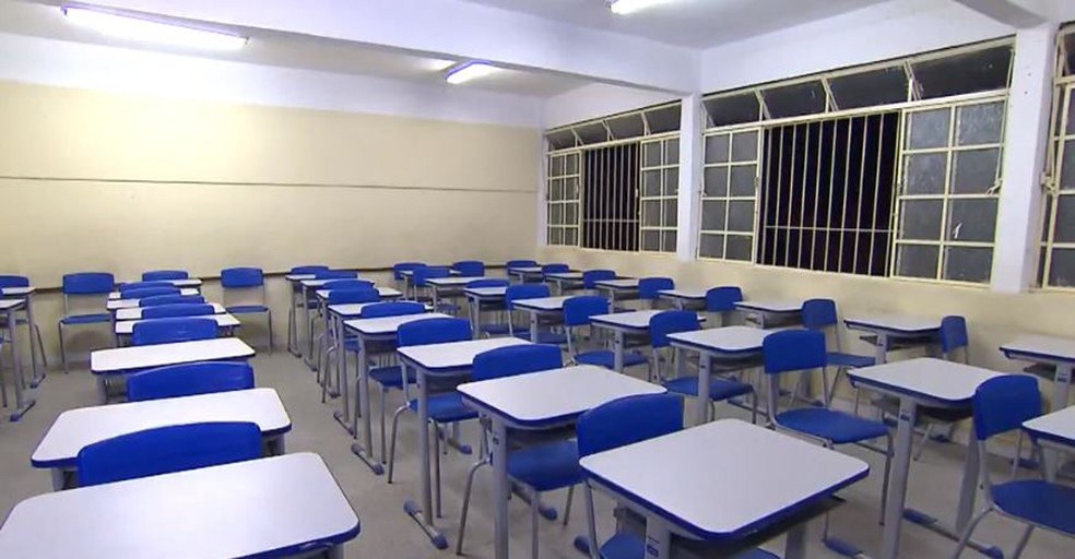 Publicado decreto de volta às aulas presenciais na rede privada em Manaus