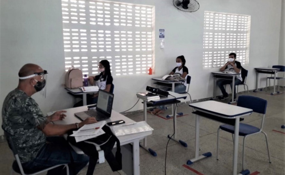 Escolas particulares devem retornar aulas híbridas este mês no Amazonas 