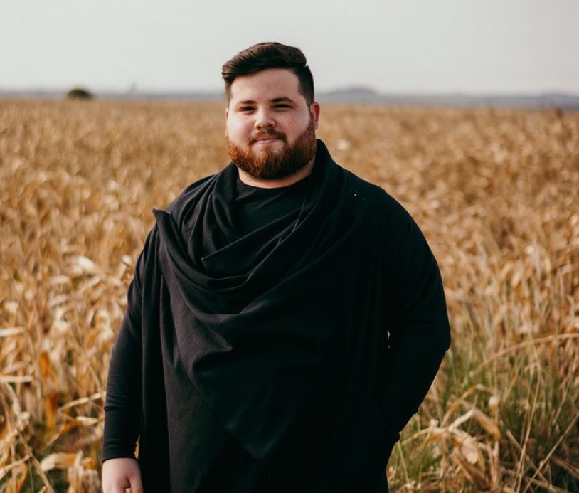 Cantor gospel morre de Covid-19 aos 23 anos