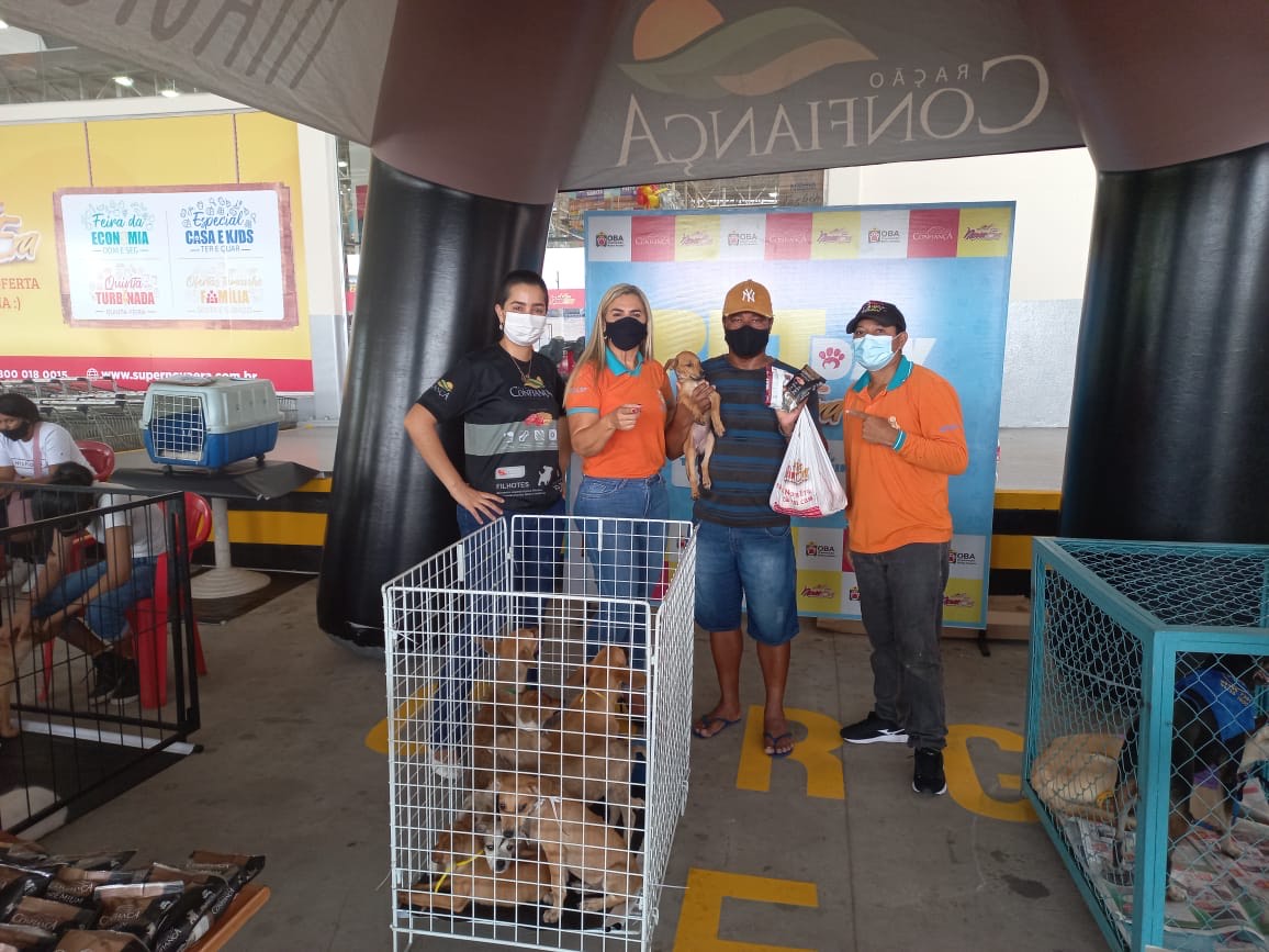 Animais abandonados em secretaria de Manaus recebem acolhimento