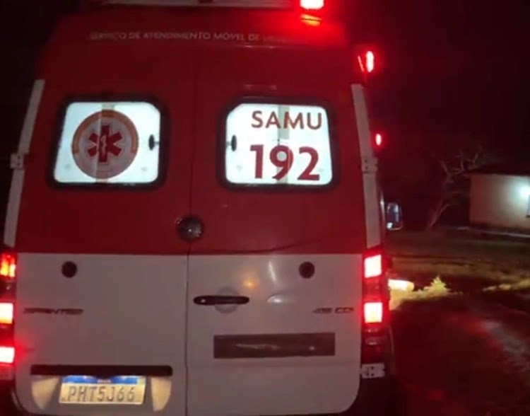 Homem leva tiro na cabeça em quintal de casa em Manaus