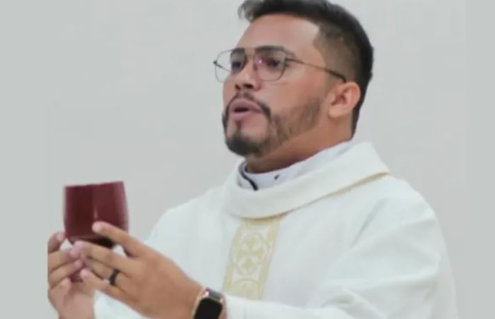 Polícia investiga rede de pedofilia comandada por padre em Coari