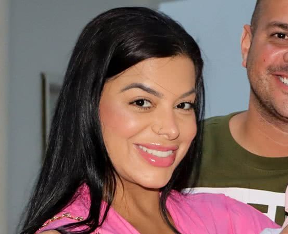 Ex-babá de Evelyn Regly faz desabafo polêmico e cita marido da influencer: 'pesadelo'