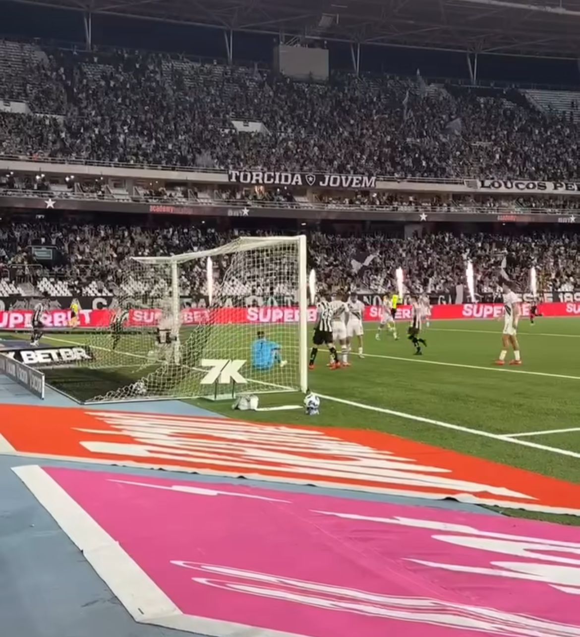 Clássico Carioca: Botafogo vence Fluminense e encerra jejum no Brasileirão