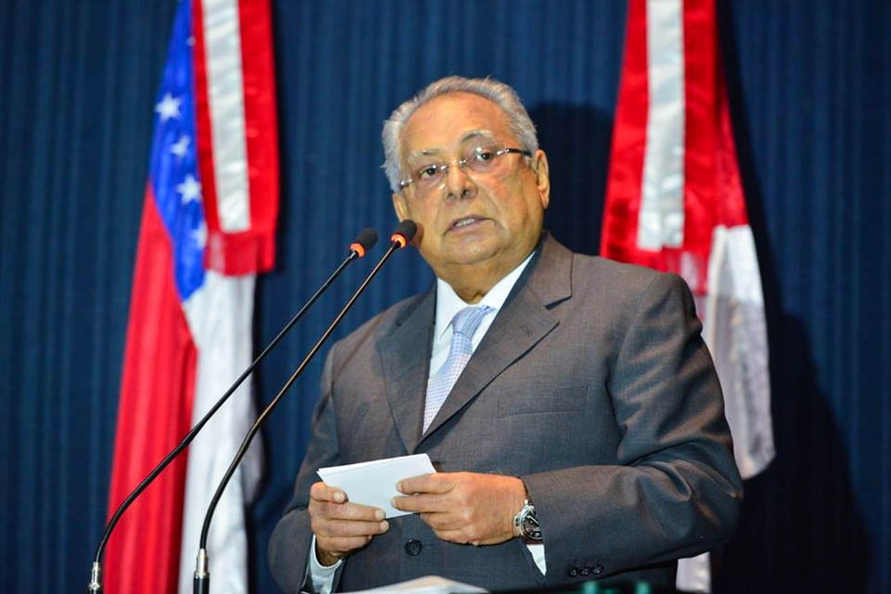 ‘Seu legado está para sempre em nossa história’, afirmam deputados da ALE sobre Amazonino