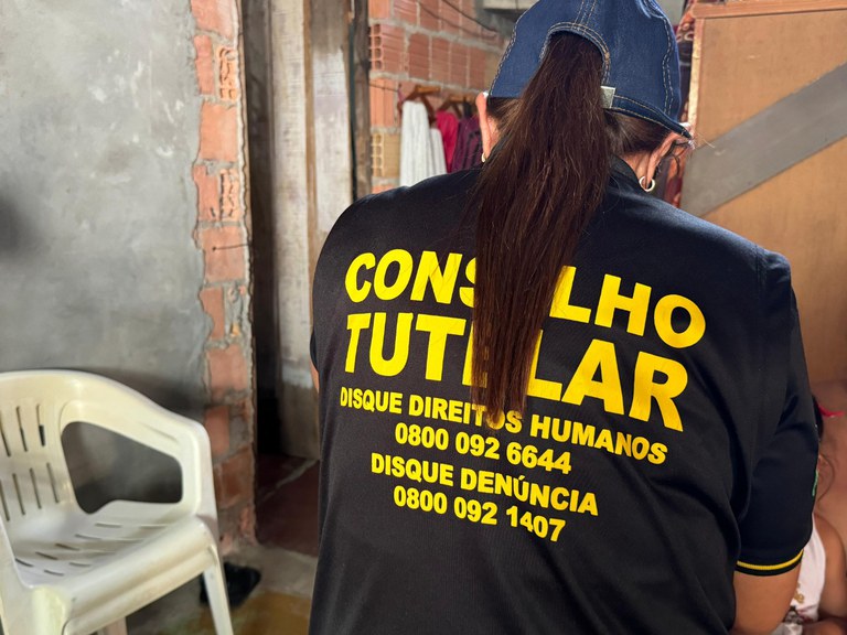 Produtor de pornografia infantil estava com 3 vítimas ao ser preso pela PF em Manaus