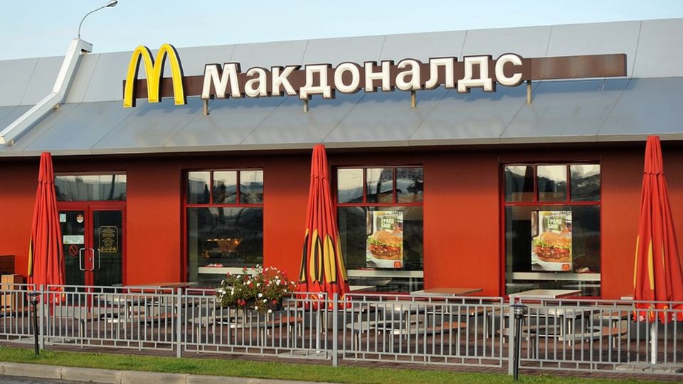 McDonald 's anuncia saída da Rússia e deve deixar mais 60 mil desempregados