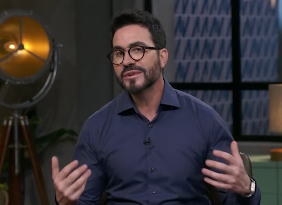 Padre Fábio de Melo é denunciado no Vaticano após polêmica em cafeteria 