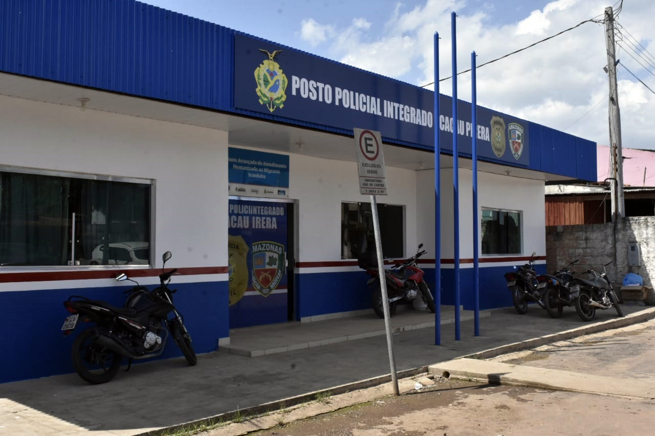 Foragido por tentar matar ex, homem é preso após agredir atual esposa