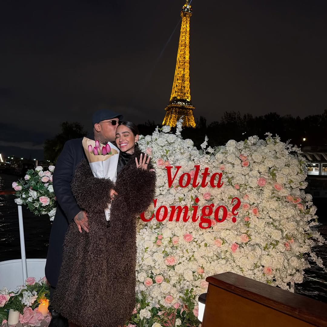 Com buquê gigante em Paris, MC Ryan SP e Giovanna Roque reatam após polêmicas