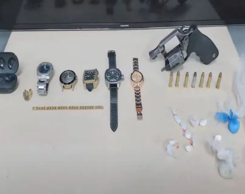 Vítimas de assalto a condomínio na Ponta Negra tiveram prejuízo de mais de R$ 45 mil