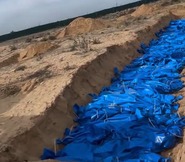 Mais de 50 palestinos da mesma família morrem em campo de refugiados em Gaza