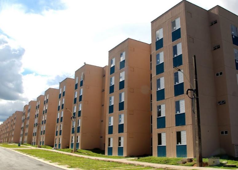 Prefeitura alerta para novo golpe da casa própria com cobrança de taxa em Manaus