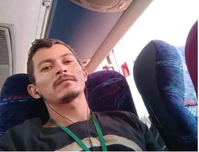 Homem é perseguido e morto a tiros enquanto caminhava com amigo no Amazonas