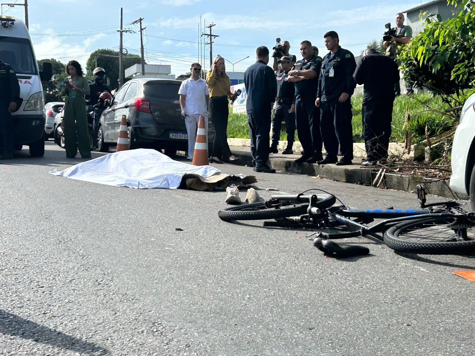 Militar morre esmagado por carreta a caminho do trabalho no Distrito Industrial