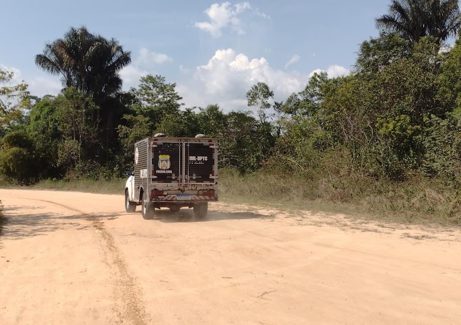 Idoso é encontrado morto na estrada de Novo Airão