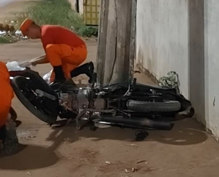 Acidente: Motociclista colide com poste e sofre afundamento de crânio no Amazonas 
