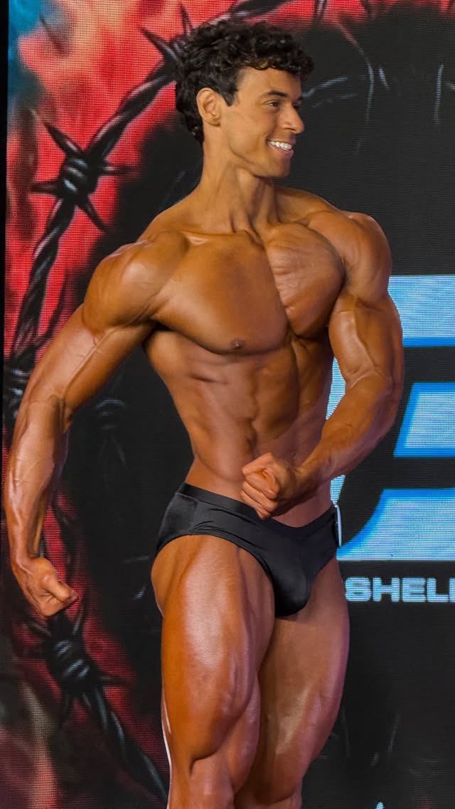 Filho de Xanddy e Carla Perez estreia em campeonato de fisiculturismo; veja fotos