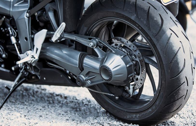 Jovem morre ao perder controle de moto no Colônia Santo Antônio